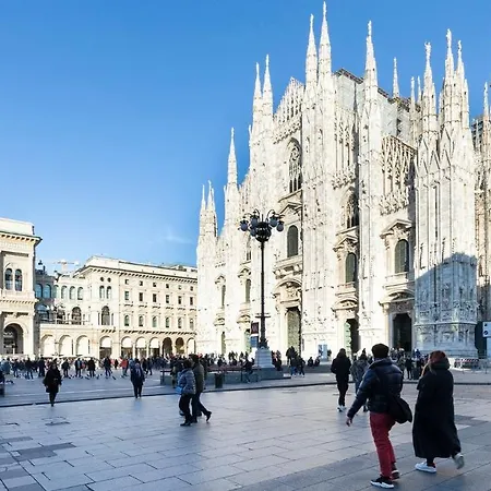 Plum Guide - Duomo Giallo *