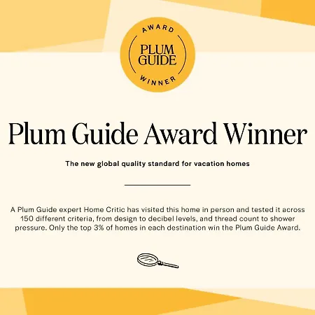 Apartment Plum Guide - Duomo Giallo Milan